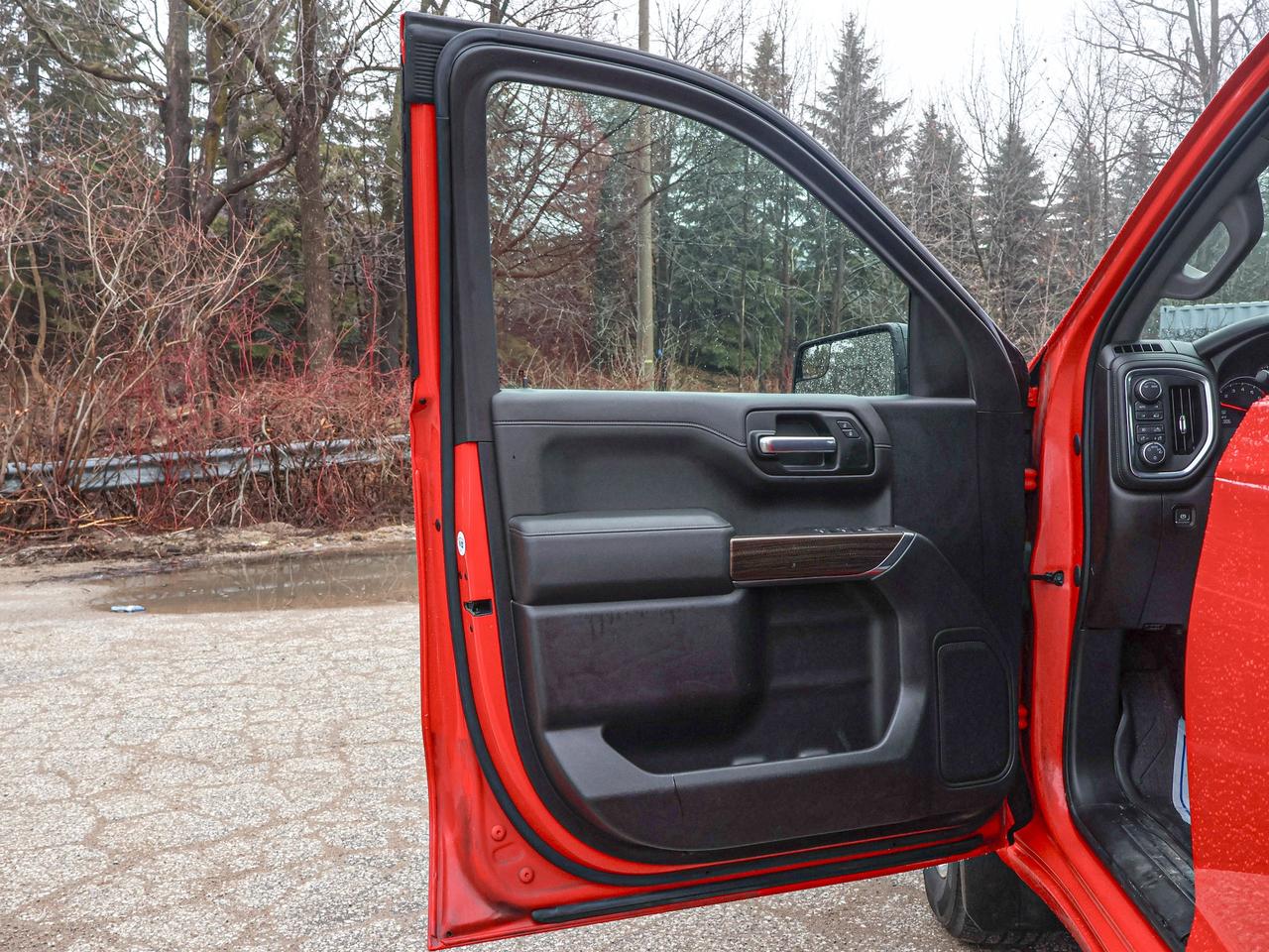 2020 Chevrolet Silverado 1500 RST Photo