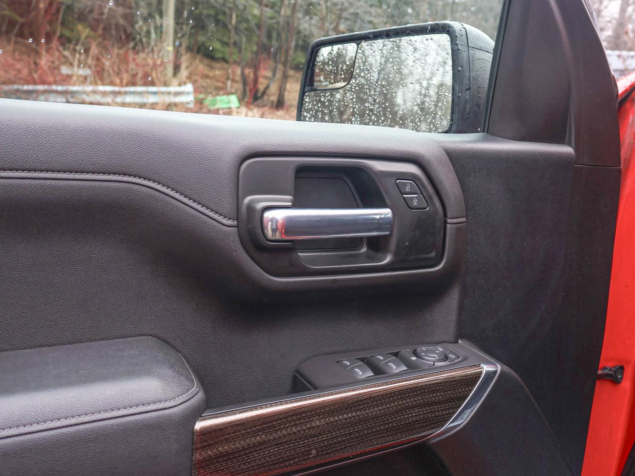 2020 Chevrolet Silverado 1500 RST Photo