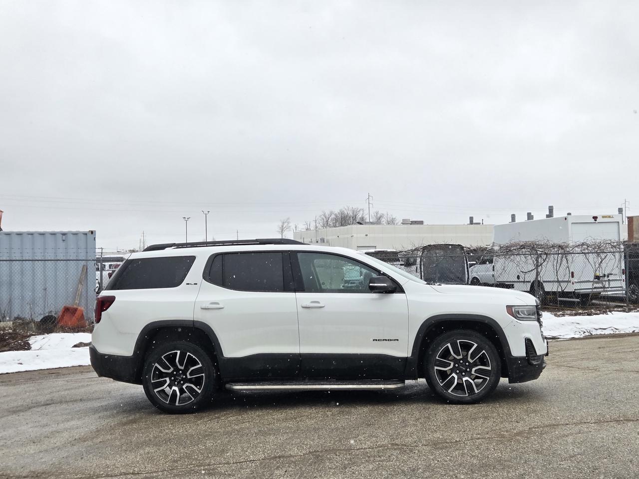2021 GMC Acadia SLE Photo