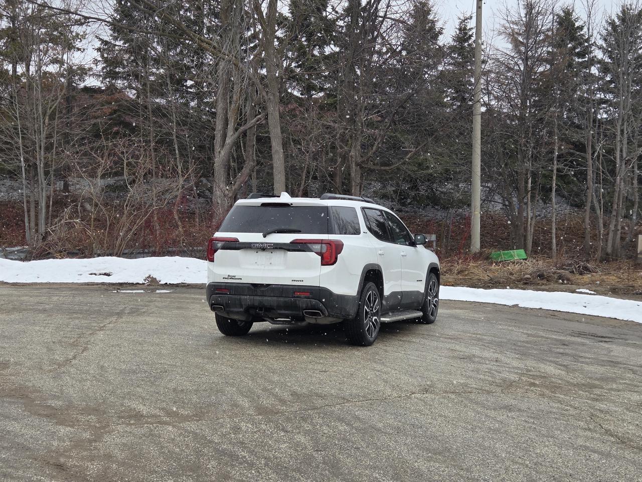2021 GMC Acadia SLE Photo