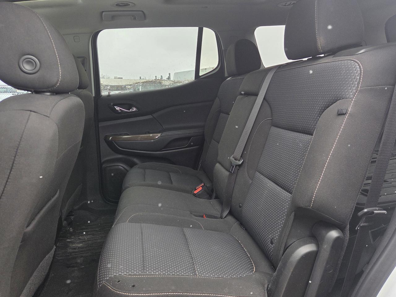 2021 GMC Acadia SLE Photo