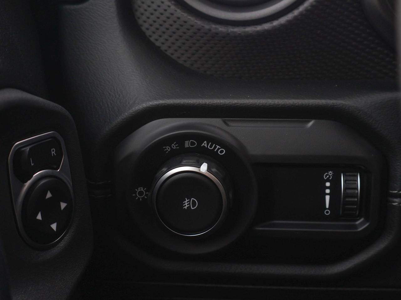 2024 Jeep Wrangler RUBICON Photo