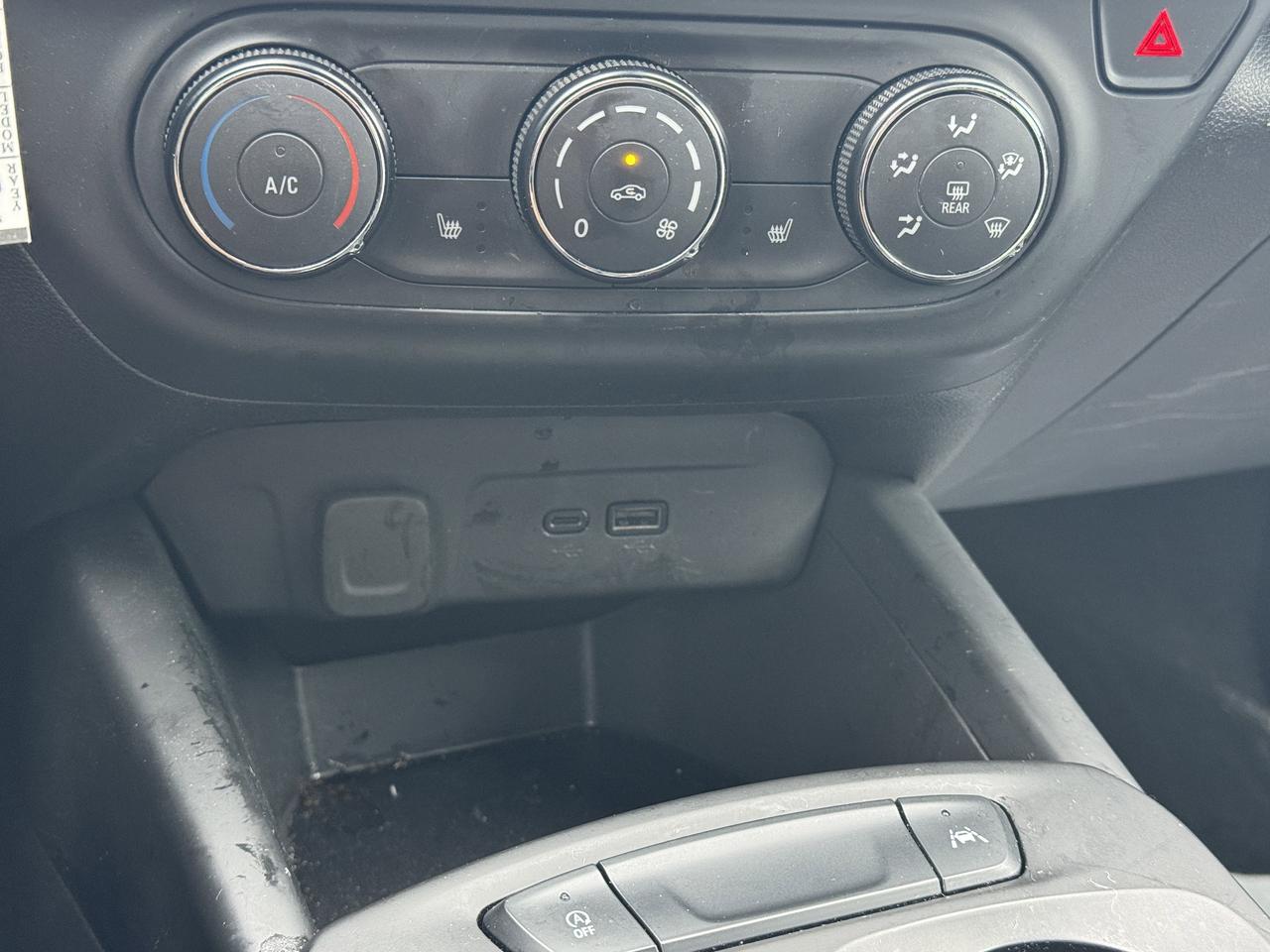 2025 Chevrolet Trax LS Photo