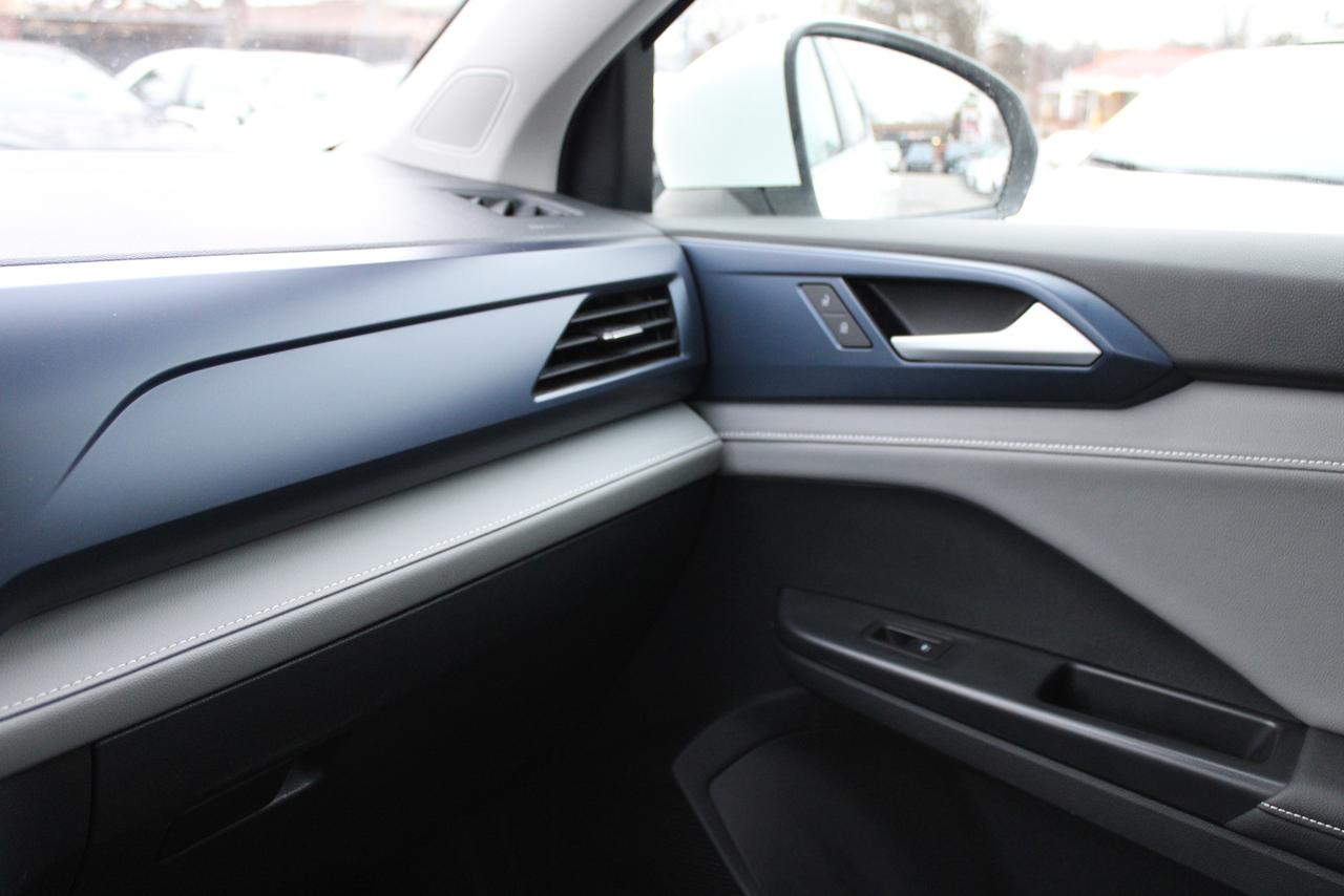 2024 Volkswagen Taos Comfortline Photo