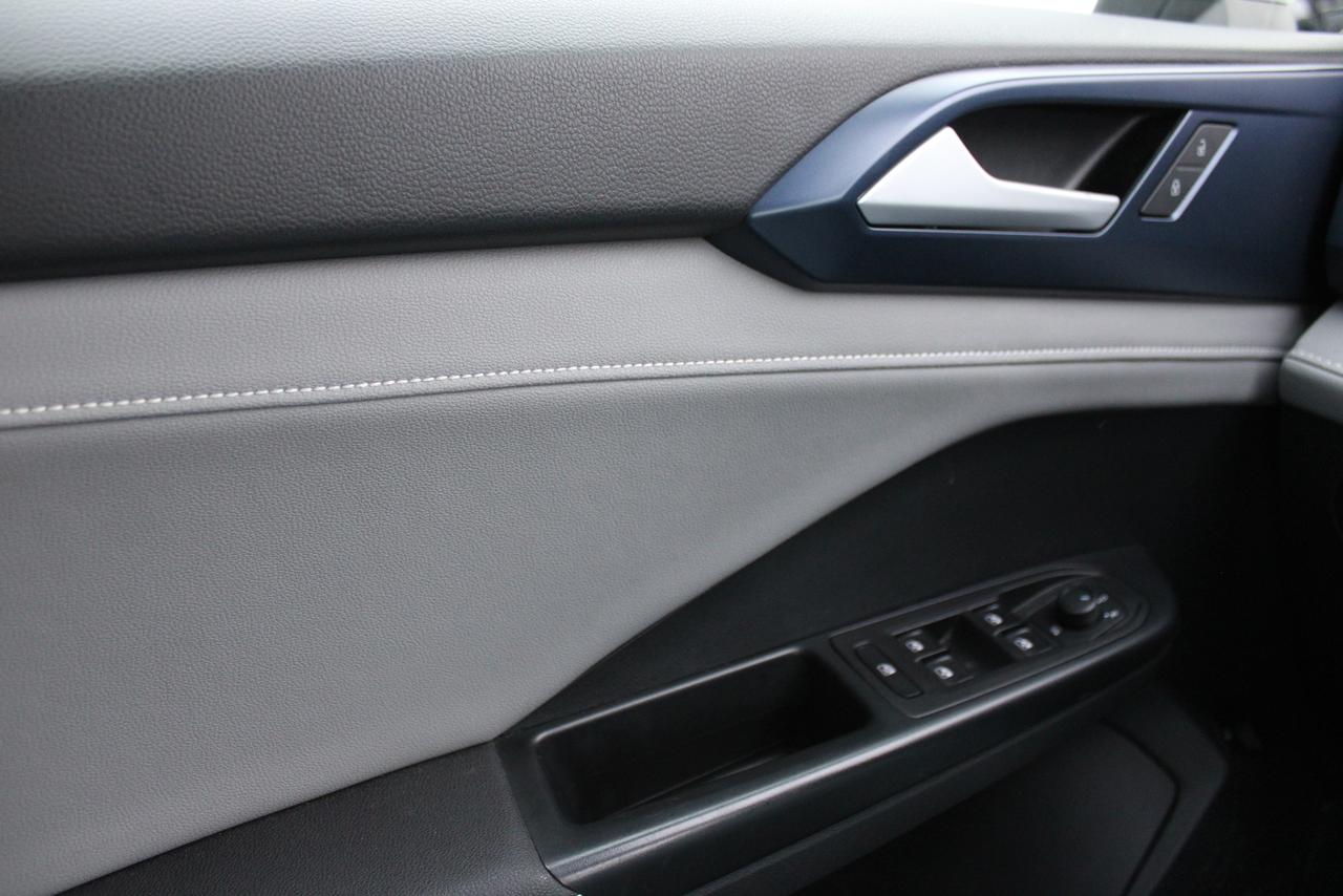 2024 Volkswagen Taos Comfortline Photo