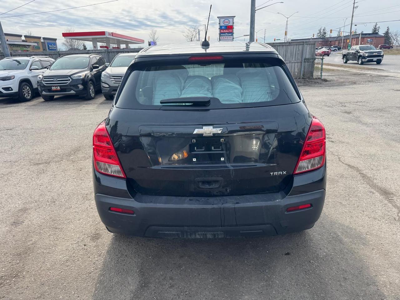 2015 Chevrolet Trax LS, AUTO, 4 CYL, 2 SETS WHEELS, ONLY 153KMS, CERT Photo