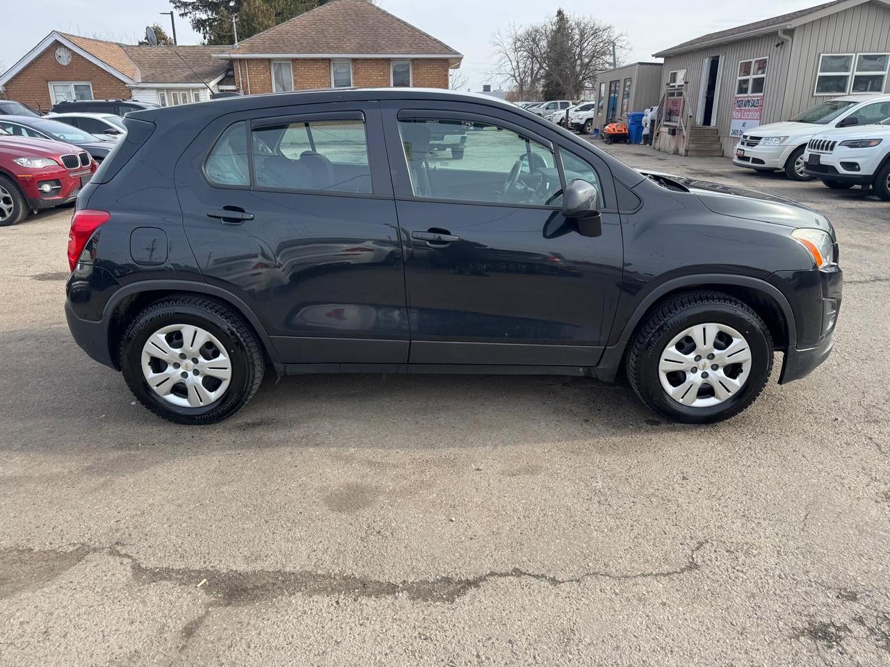 2015 Chevrolet Trax LS, AUTO, 4 CYL, 2 SETS WHEELS, ONLY 153KMS, CERT Photo