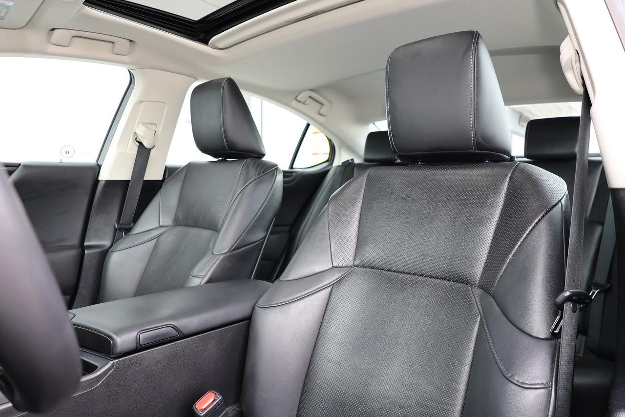 2021 Lexus ES ES250 AWD - LEATHER|SUNROOF|CAMERA|LANE ASSIST Photo