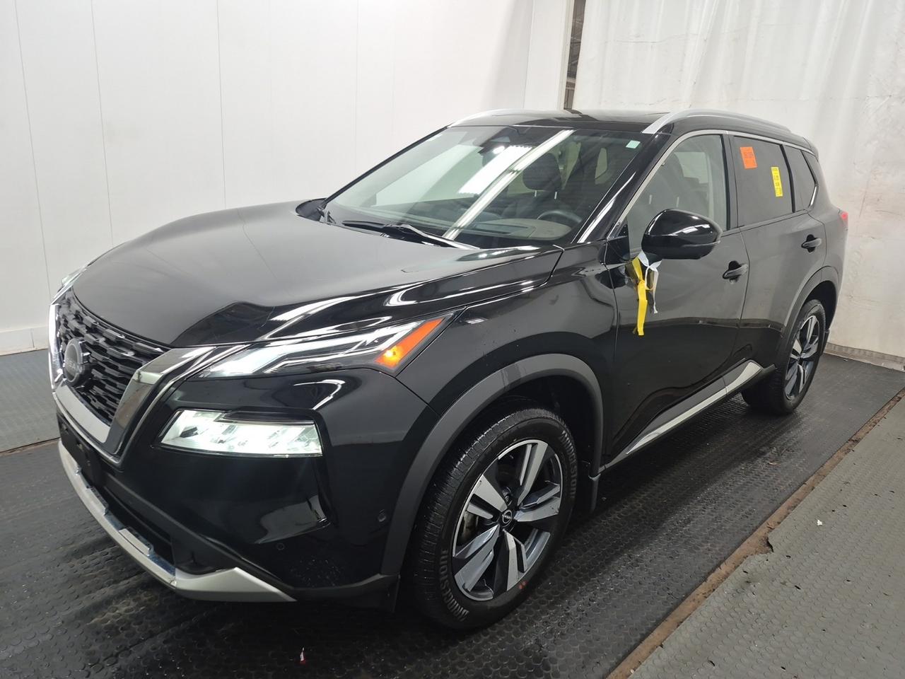 2023 Nissan Rogue Platinum Photo0