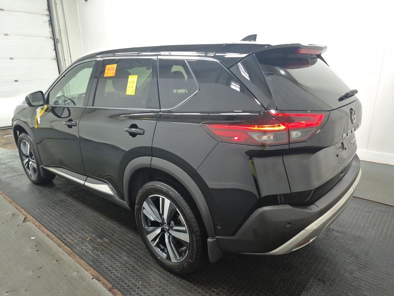 2023 Nissan Rogue Platinum Photo