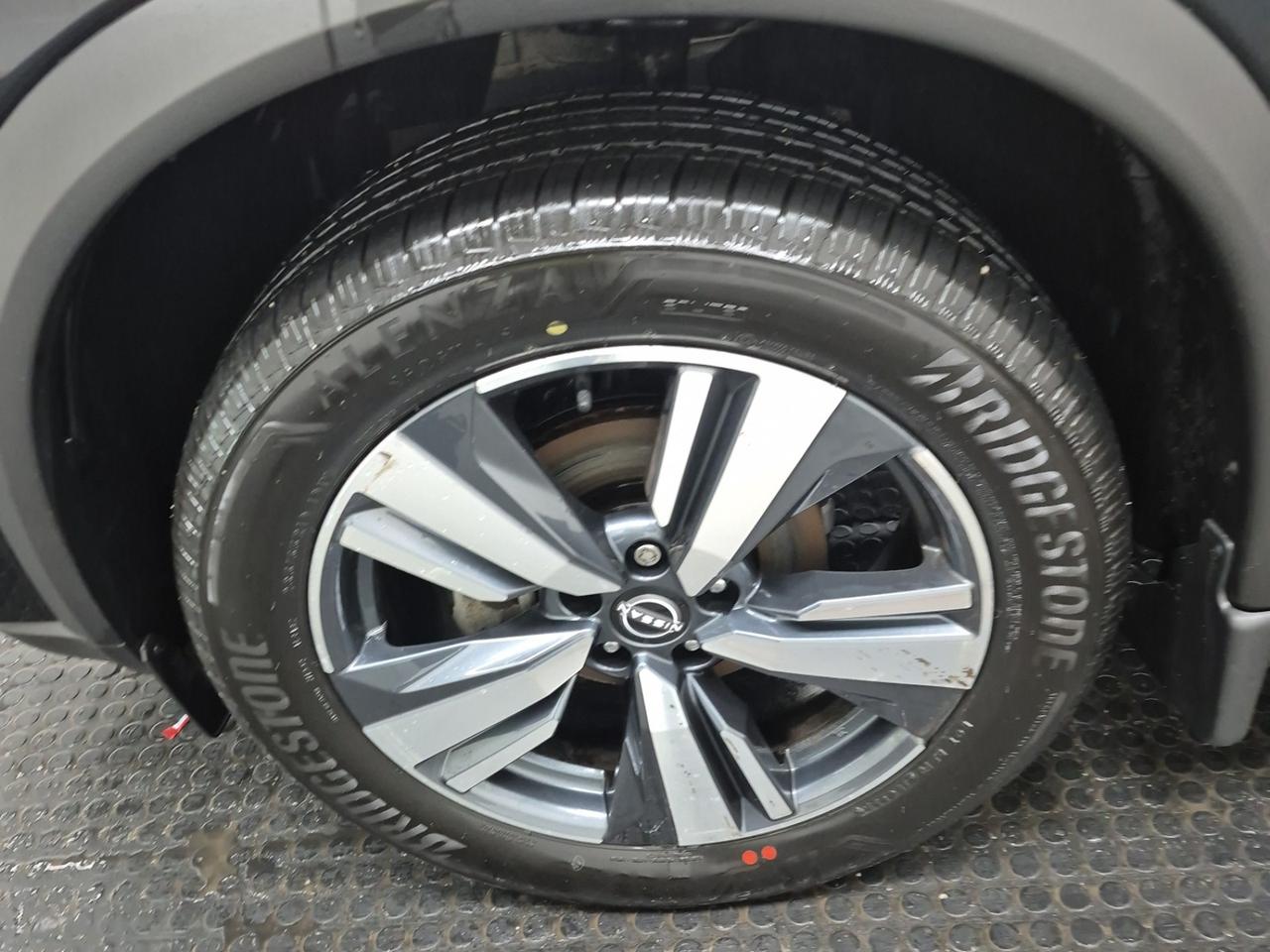 2023 Nissan Rogue Platinum Photo