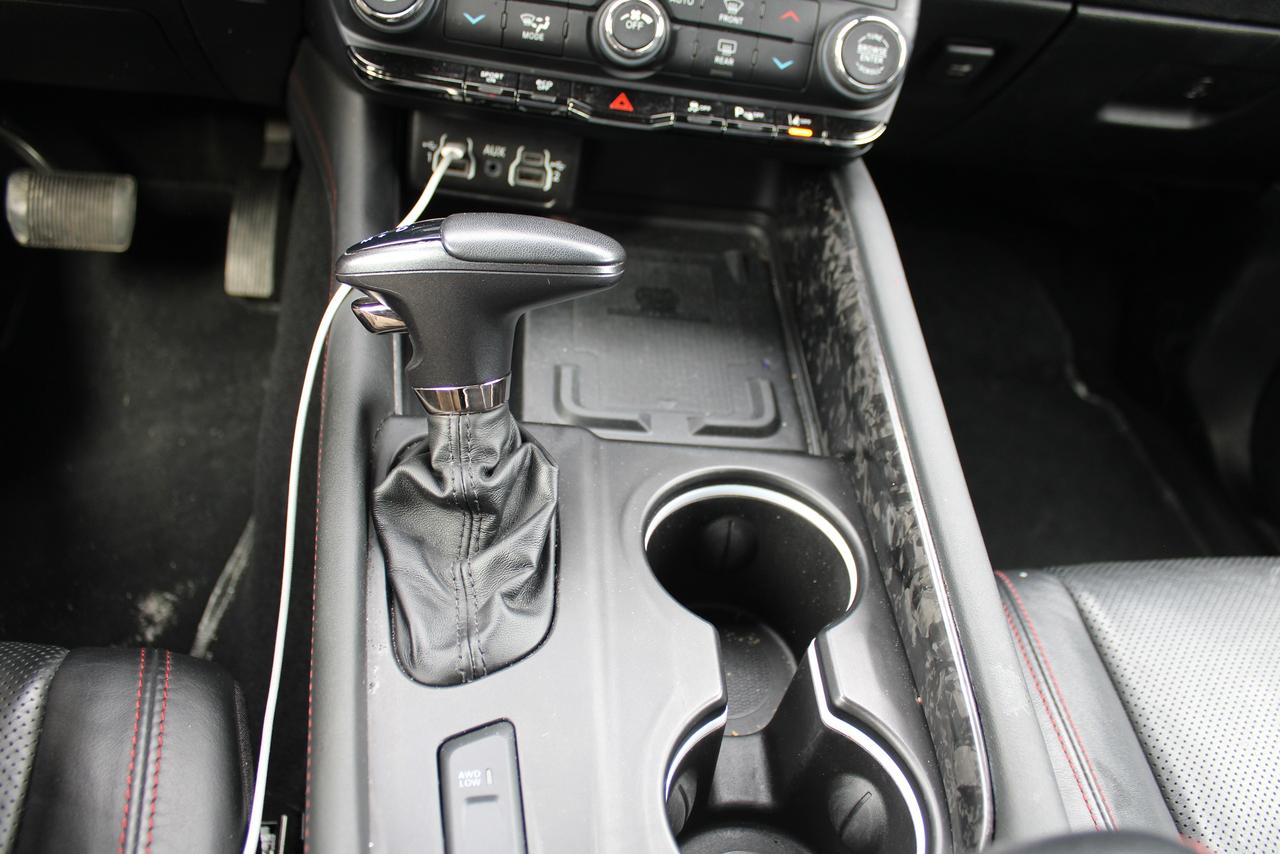 2024 Dodge Durango R/T PLUS AWD Photo