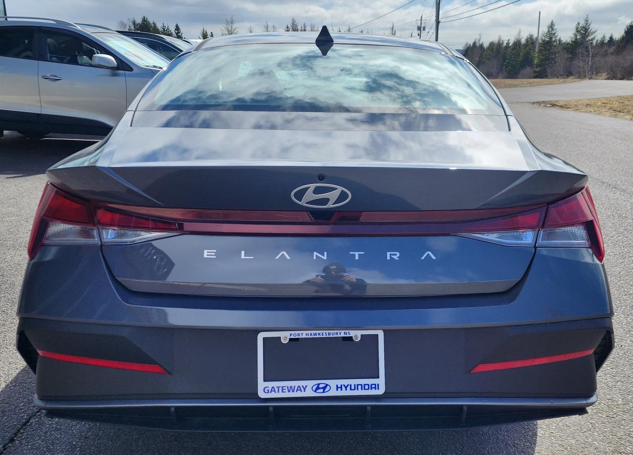 2026 Hyundai Elantra Essential Photo