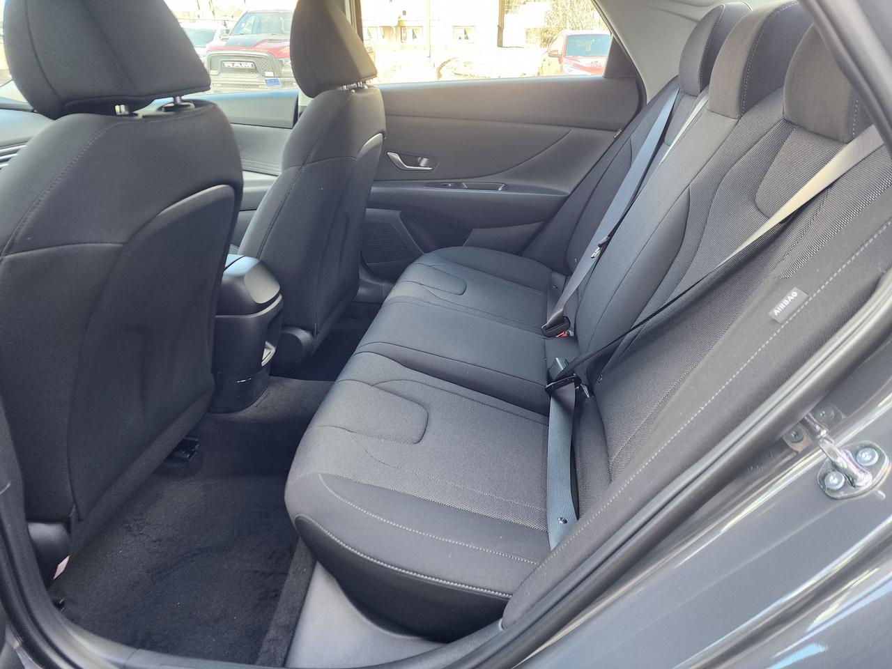 2026 Hyundai Elantra Essential Photo