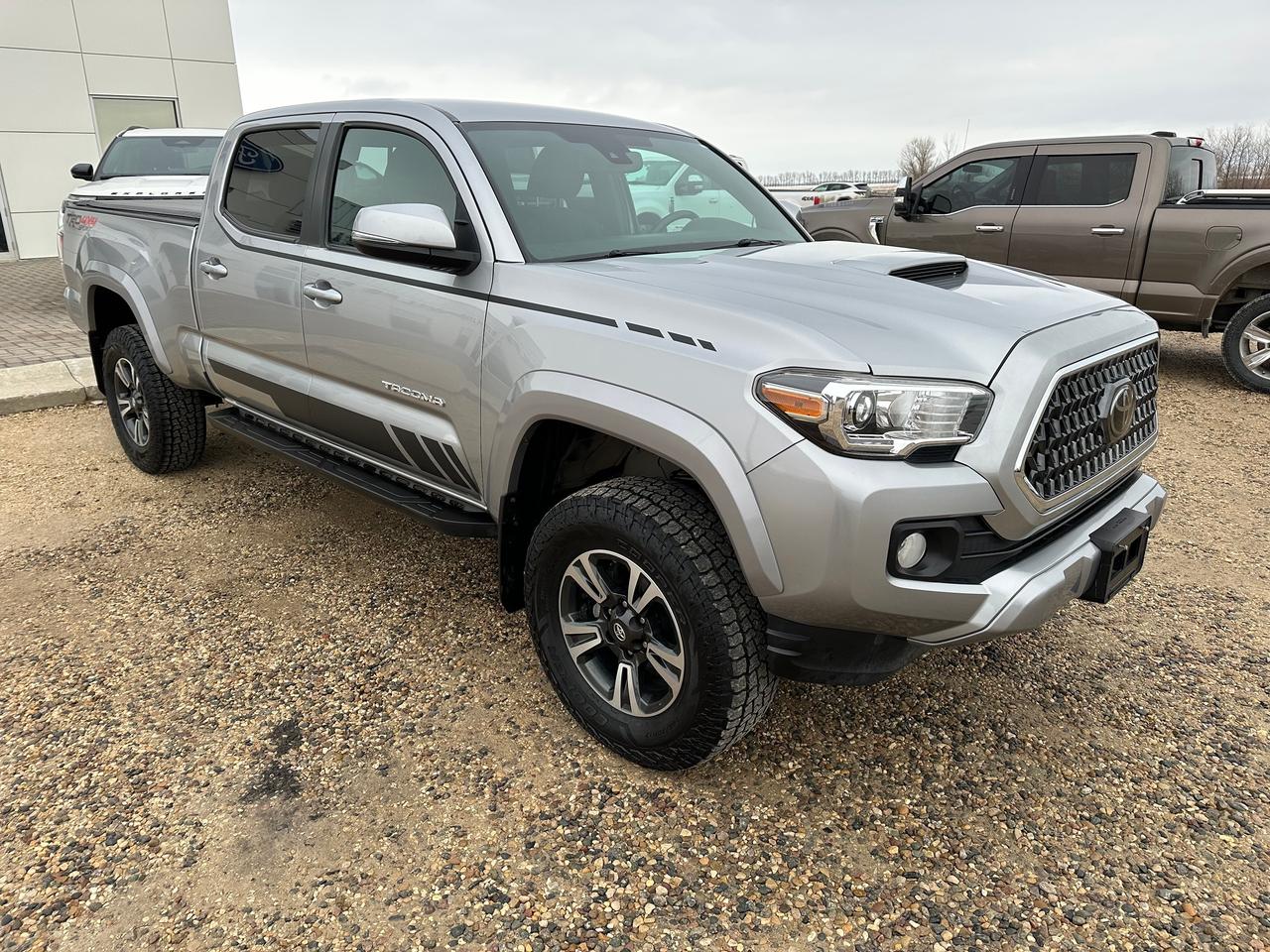 2018 Toyota Tacoma SR5 Photo