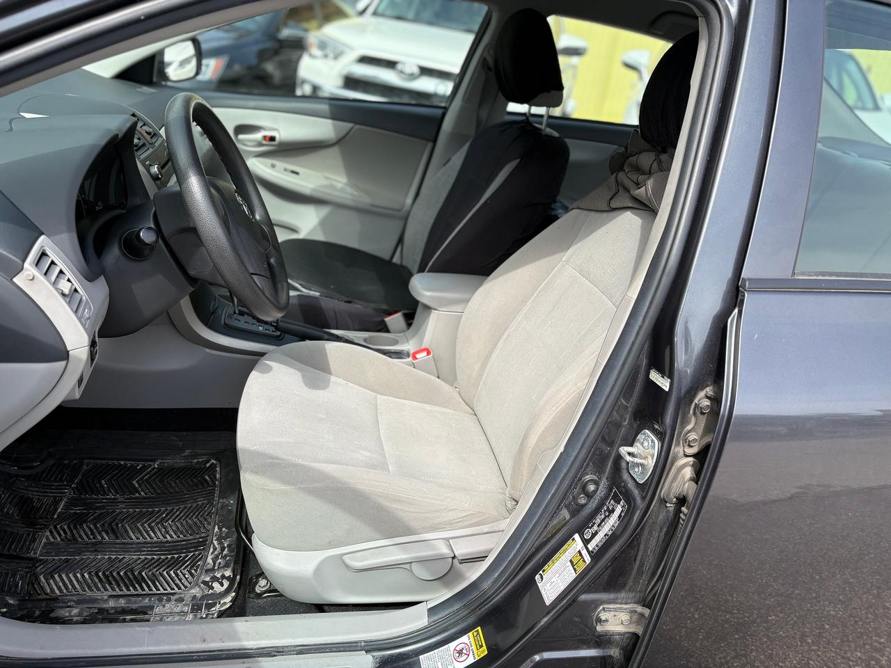 2011 Toyota Corolla AUTOMATIC,LOCAL CAR,$8888,SAFETY+WARRANTY INCLUDED Photo