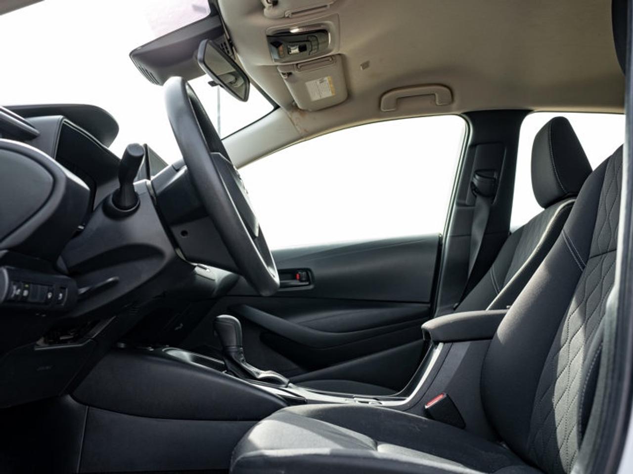 2023 Toyota Corolla Hybrid LE Photo