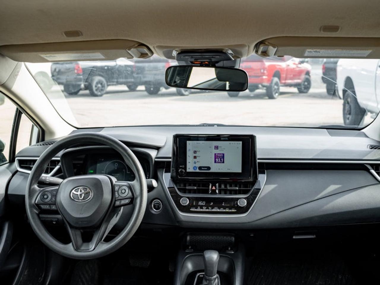 2023 Toyota Corolla Hybrid LE Photo