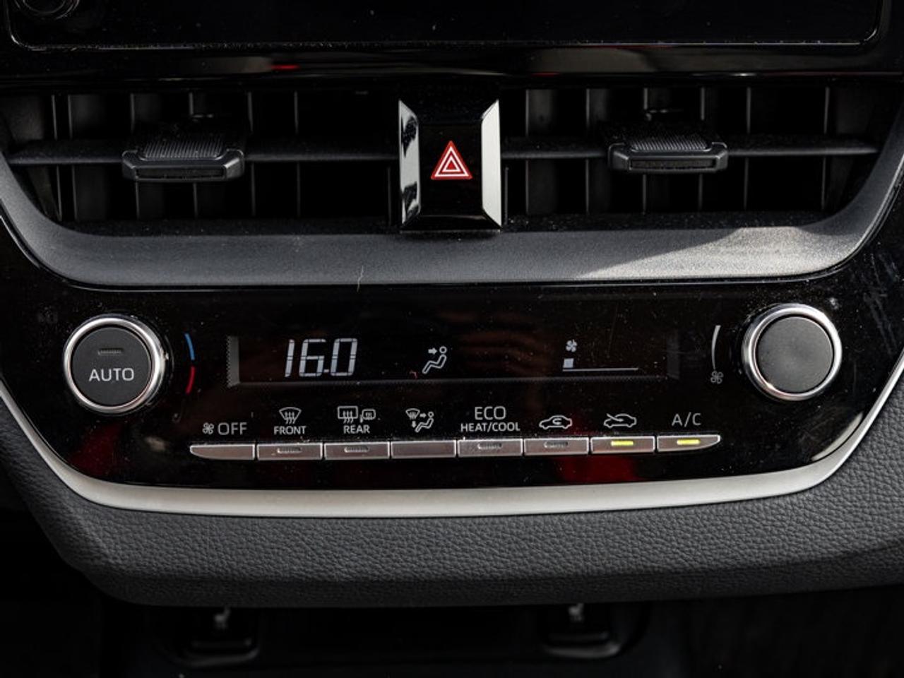 2023 Toyota Corolla Hybrid LE Photo