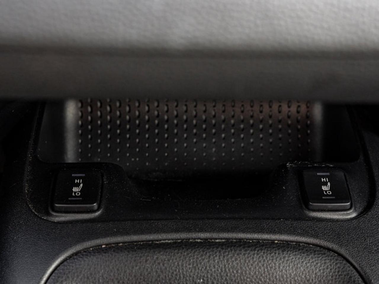 2023 Toyota Corolla Hybrid LE Photo