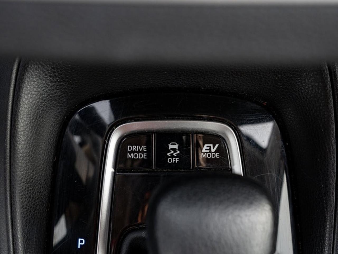 2023 Toyota Corolla Hybrid LE Photo