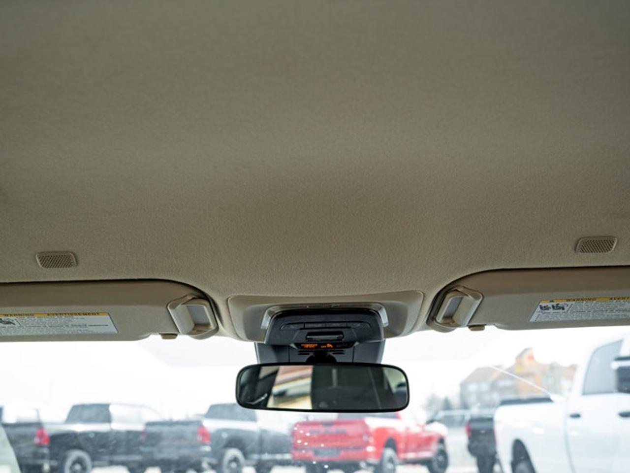 2023 Toyota Corolla Hybrid LE Photo