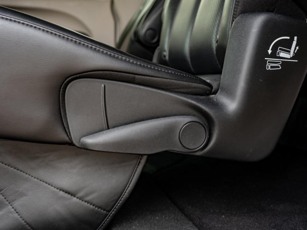 2023 Chrysler Pacifica Touring L Photo