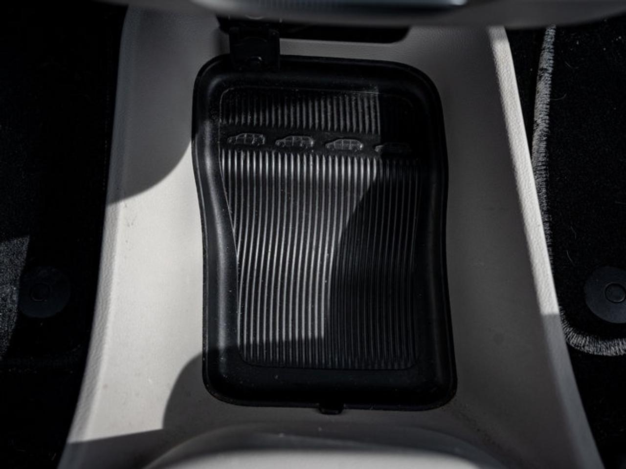 2023 Chrysler Pacifica Touring L Photo