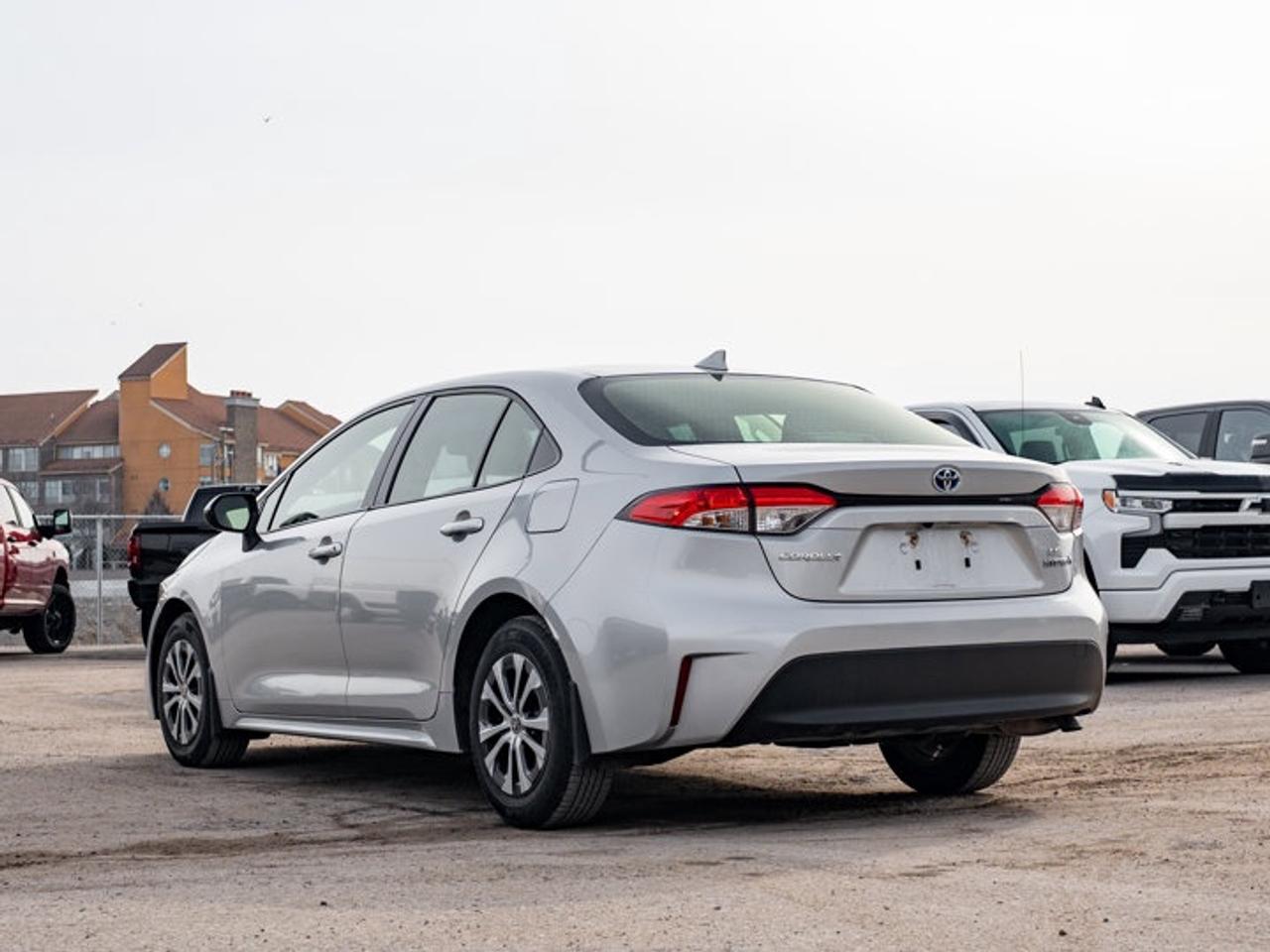 2023 Toyota Corolla Hybrid LE Photo