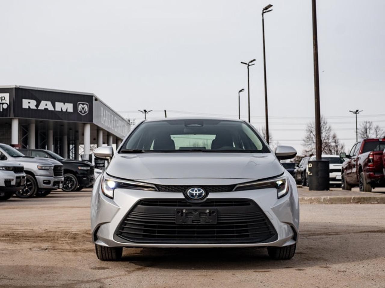 2023 Toyota Corolla Hybrid LE Photo