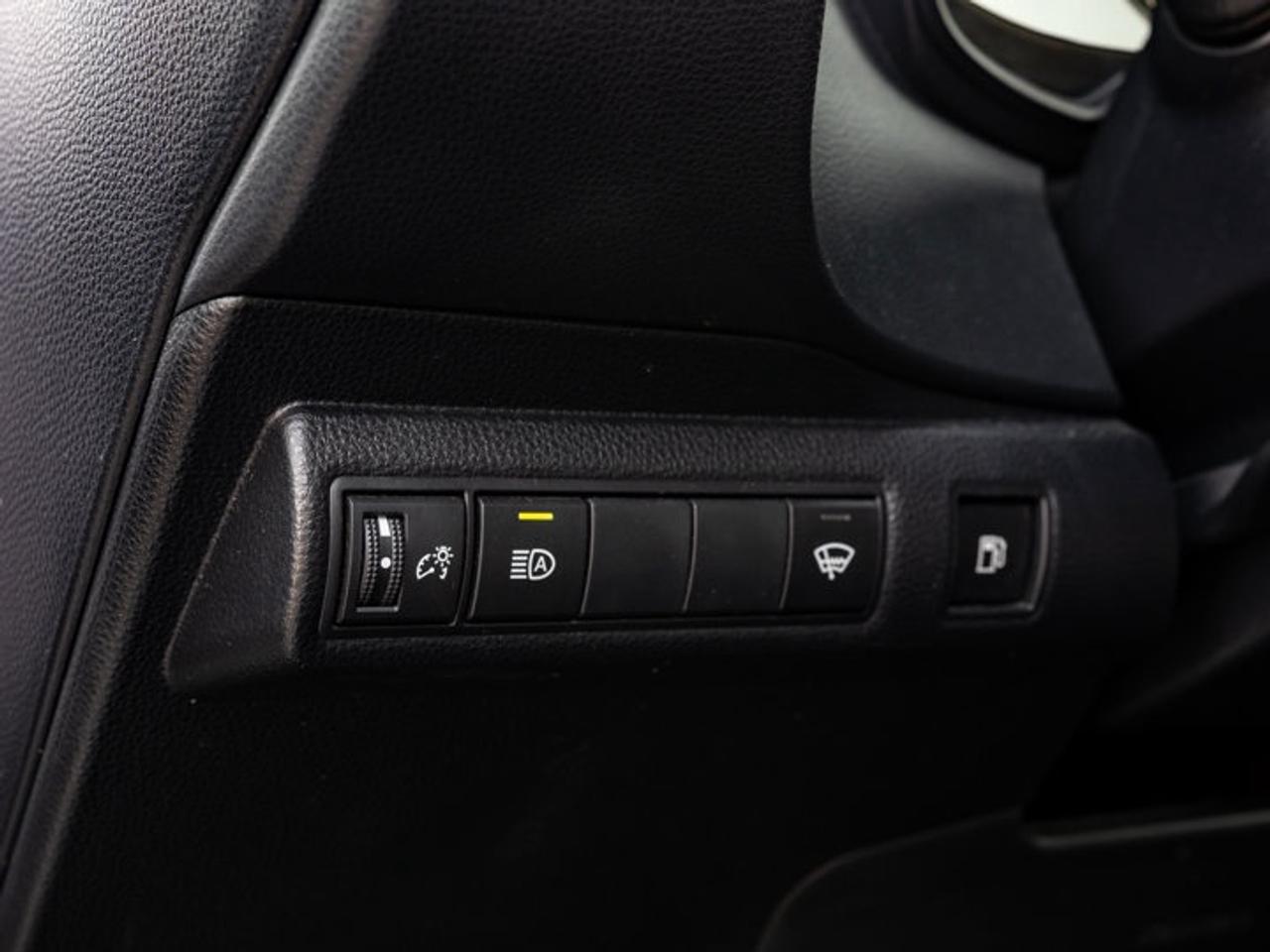 2023 Toyota Corolla Hybrid LE Photo