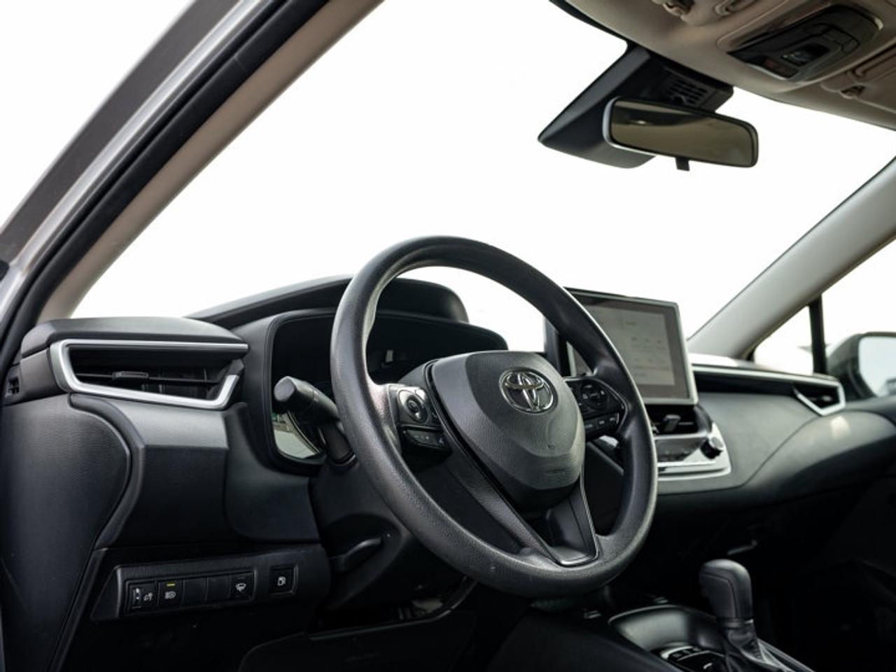 2023 Toyota Corolla Hybrid LE Photo