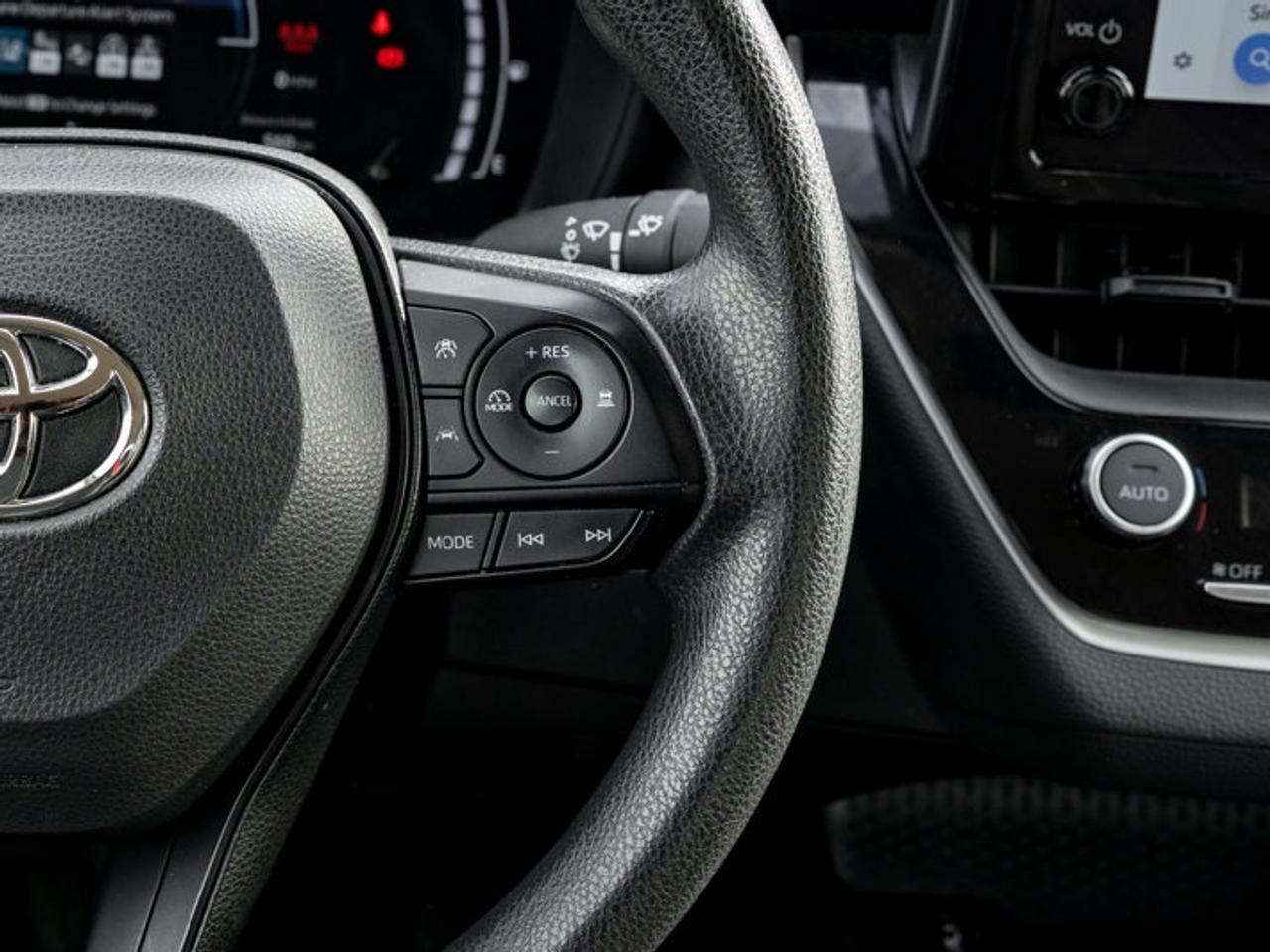 2023 Toyota Corolla Hybrid LE Photo