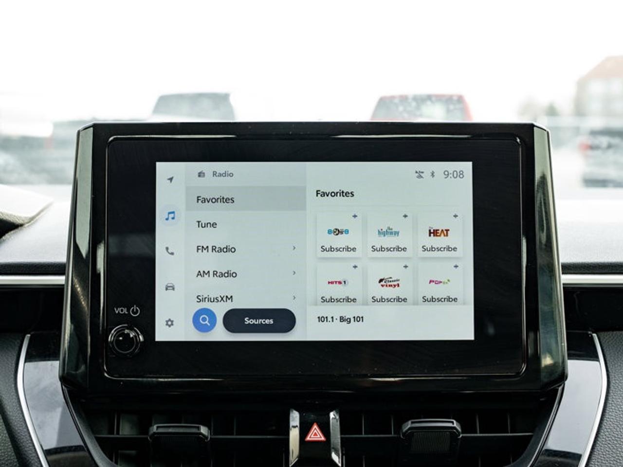 2023 Toyota Corolla Hybrid LE Photo