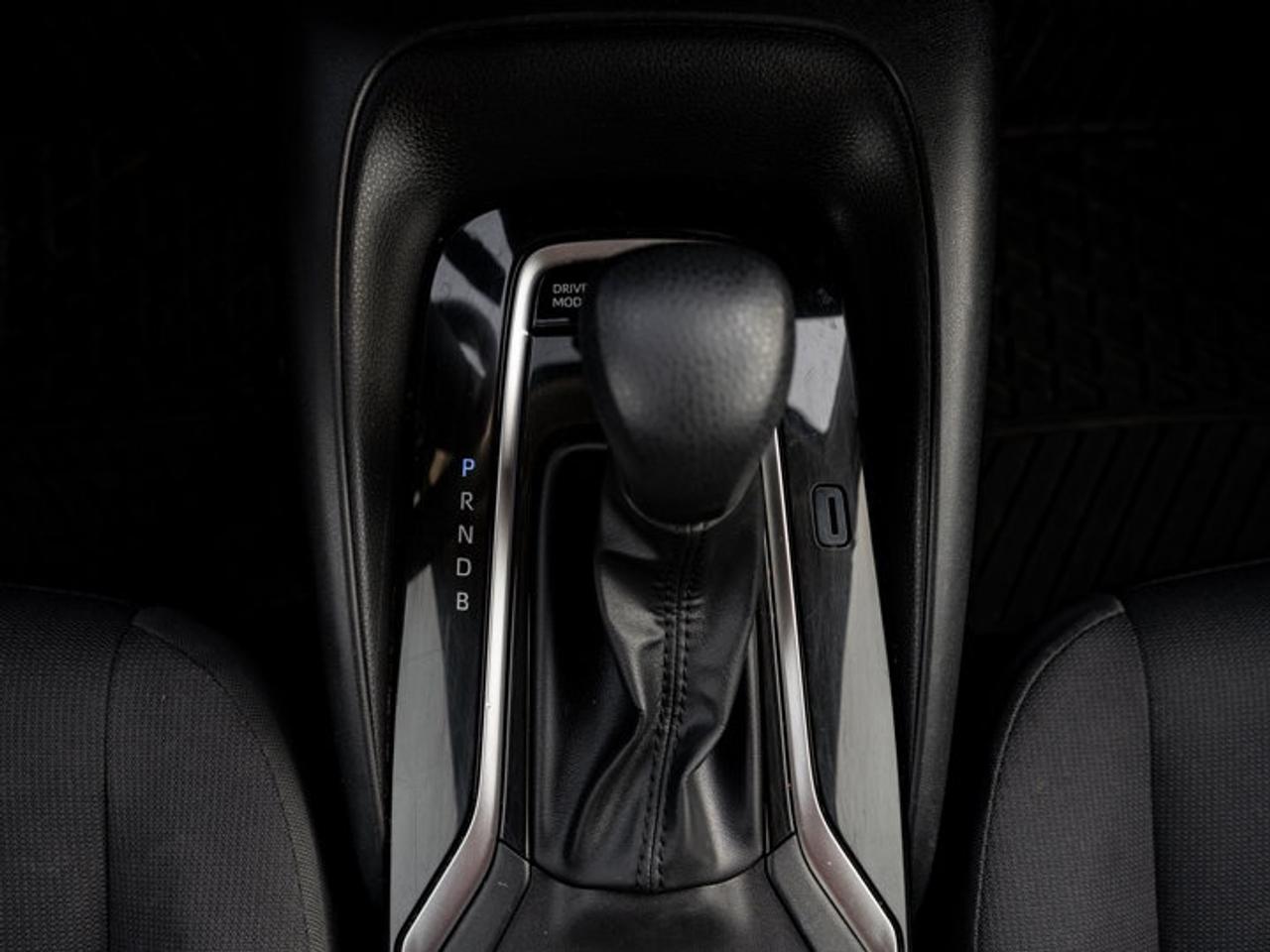 2023 Toyota Corolla Hybrid LE Photo