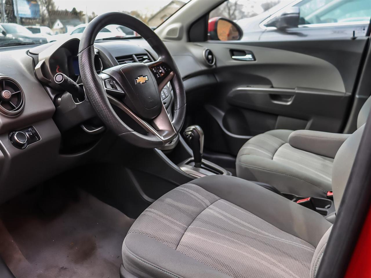 2012 Chevrolet Sonic  Photo5