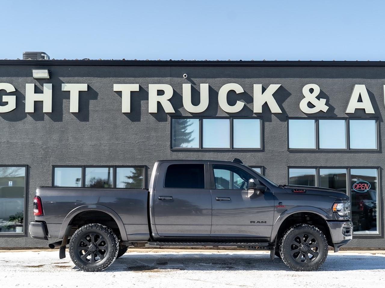 2020 RAM 2500 Big Horn 4x4 Crew Cab 6'4" Box Photo4