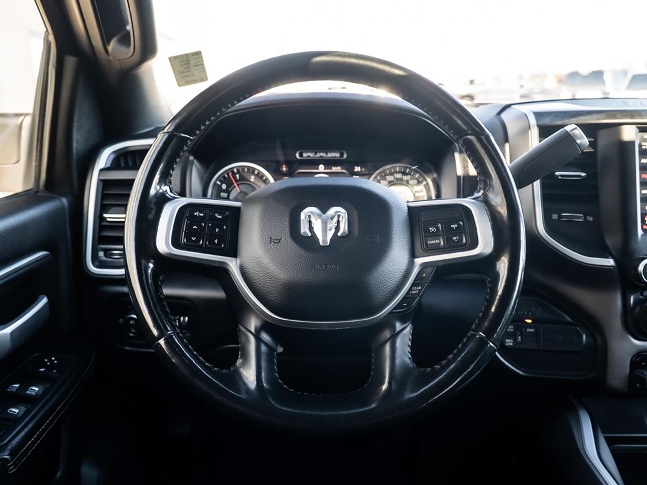 2020 RAM 2500 Big Horn 4x4 Crew Cab 6'4" Box Photo10