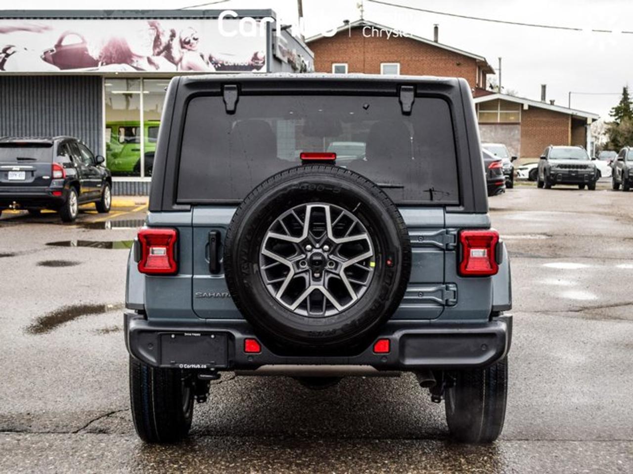 2026 Jeep Wrangler Sahara 4 Door Freedom 12.3"Displat Heated Front Seats Alloy Rims Photo