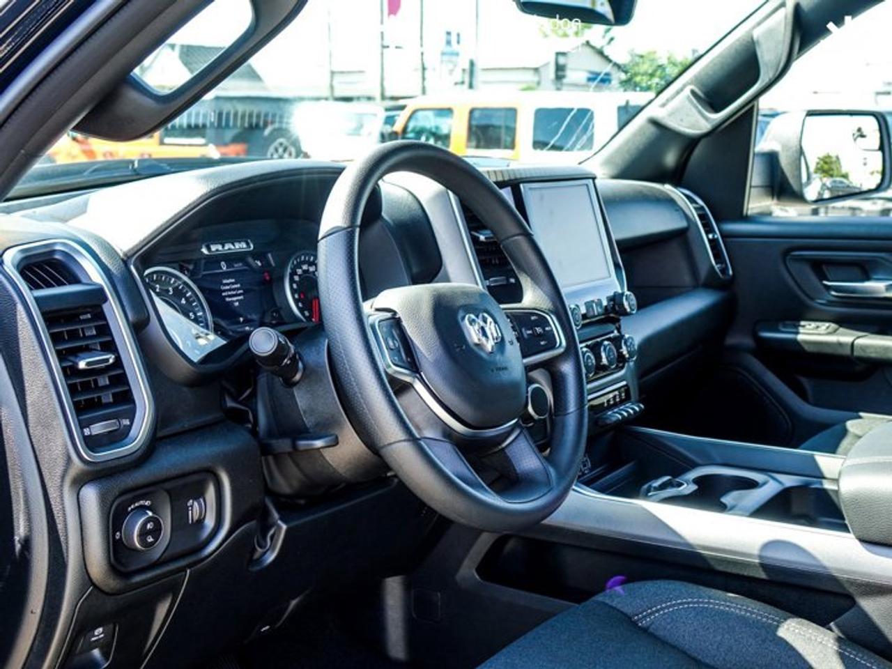 2026 RAM 1500 Express 4x4 Quad Cab 6'4" Box Blind Spot Lane Assist Remote Start 20"Alloy Rims Photo