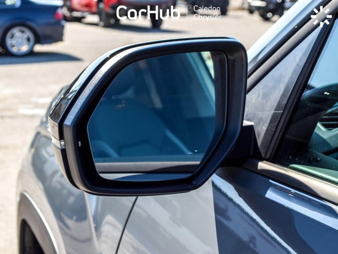 2025 Volkswagen Atlas Peak Edition AWD 7 Seater 12" Display Ventilated Front Seats R-Start Photo