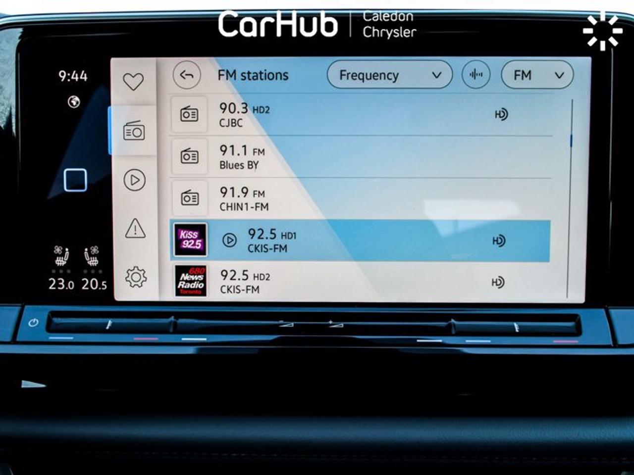 2025 Volkswagen Atlas Peak Edition AWD 7 Seater 12" Display Ventilated Front Seats R-Start Photo