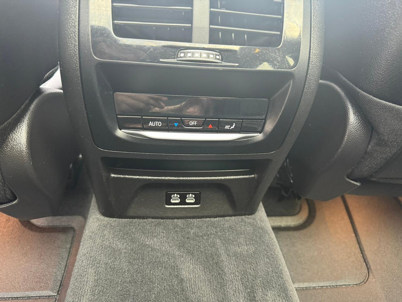 2024 BMW X3 xDrive30e Plug in Hybrid Photo