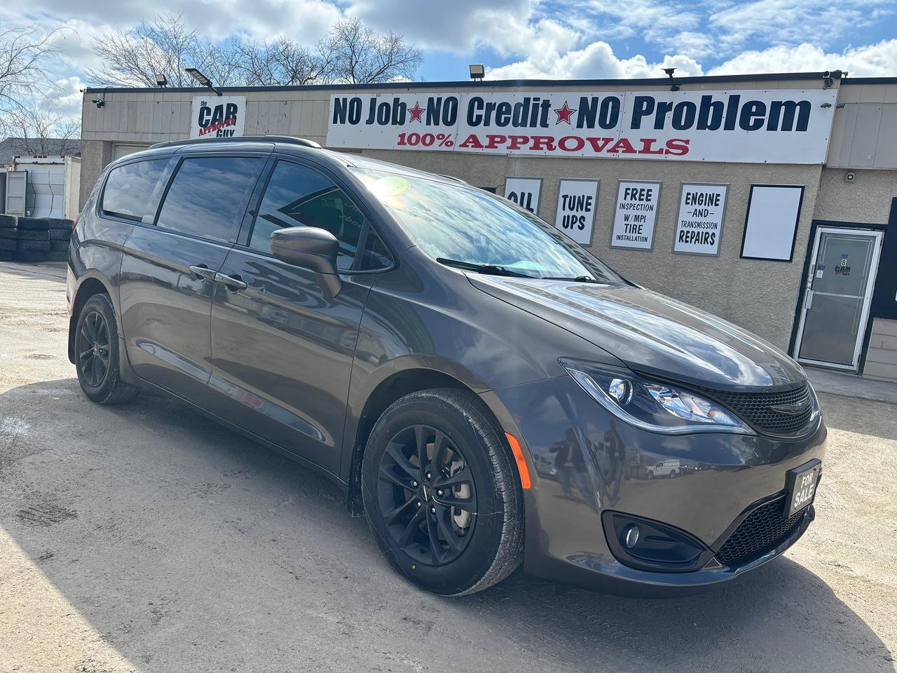 2020 Chrysler Pacifica Launch Edition - Photo #1