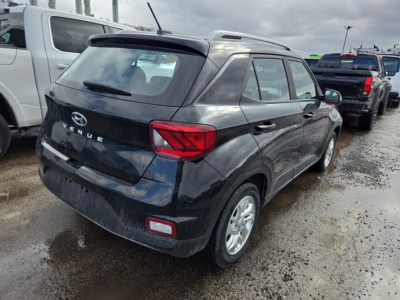 2024 Hyundai Venue PREFERRED Photo