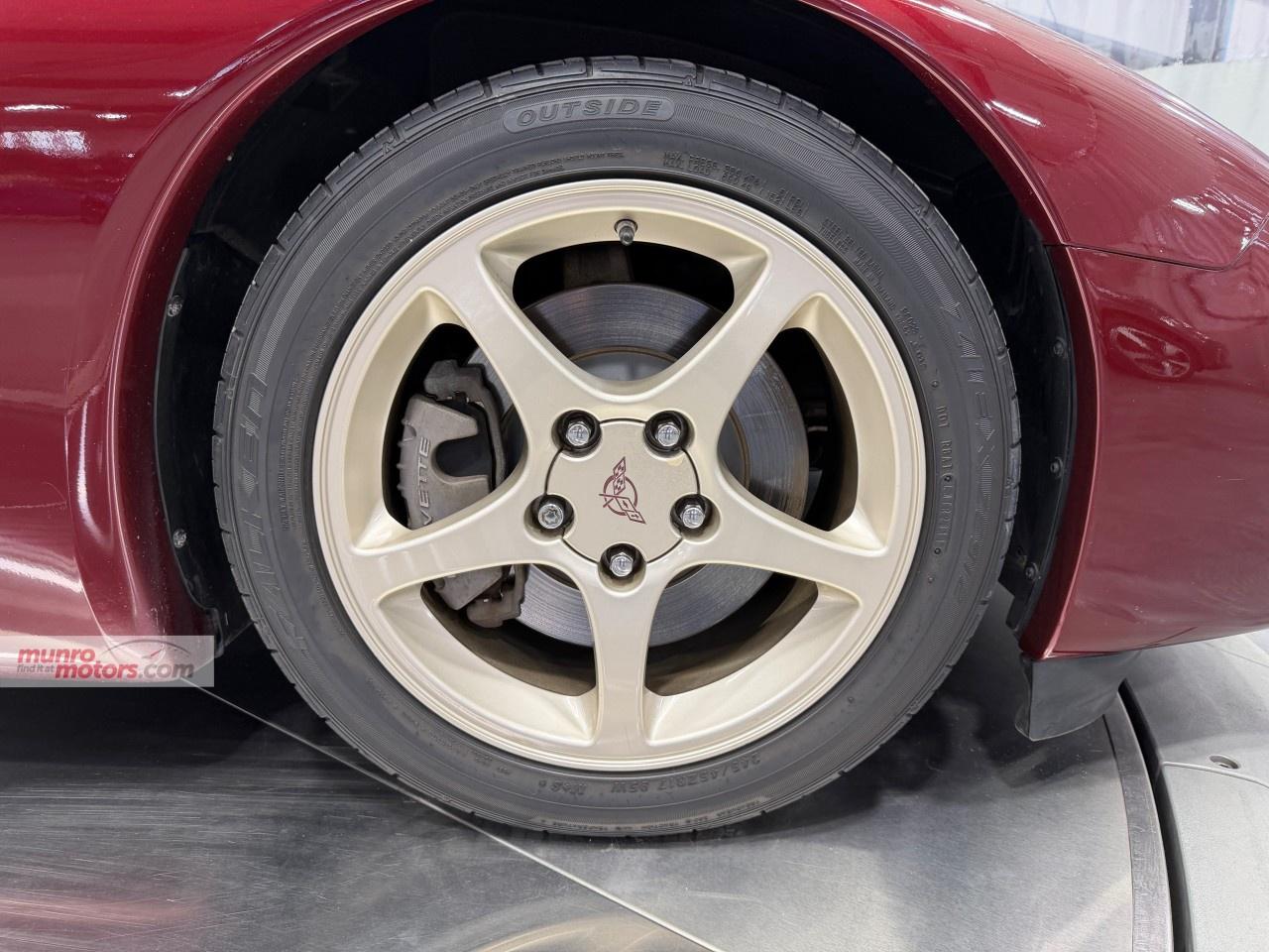 2003 Chevrolet Corvette 2dr Convertible Photo