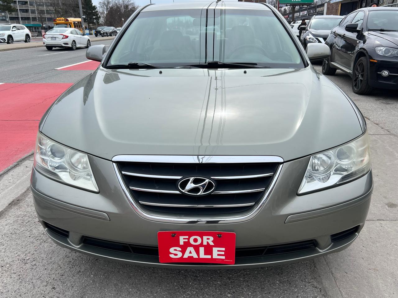 2009 Hyundai Sonata EXTRA CLEAN- AUTOMATIC-HEATED SEATS & MORE ! Photo