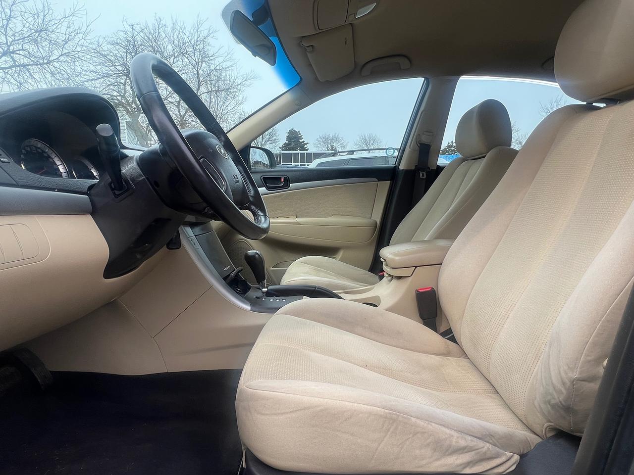 2009 Hyundai Sonata EXTRA CLEAN- AUTOMATIC-HEATED SEATS & MORE ! Photo