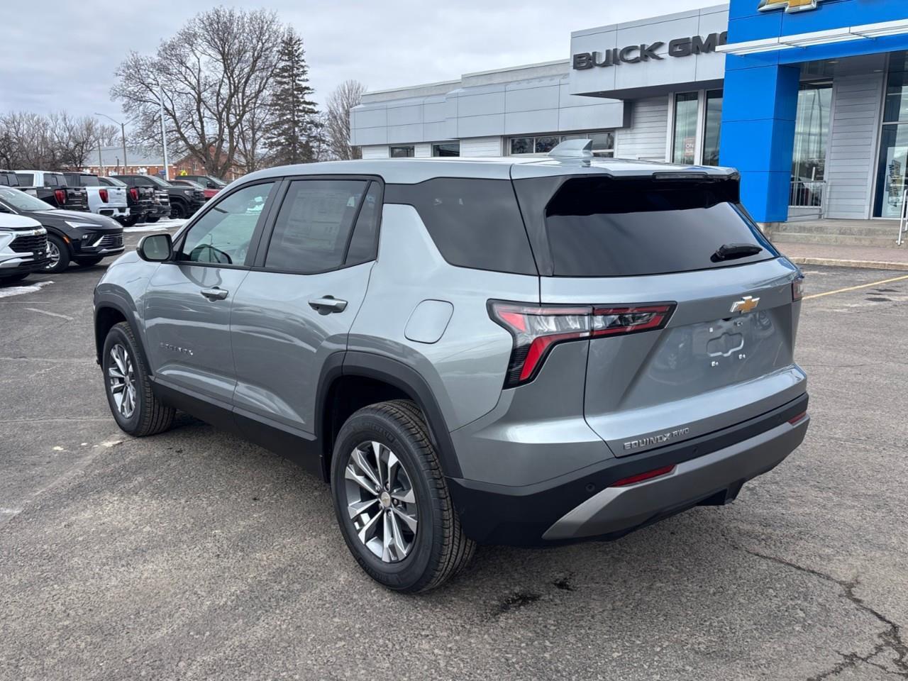 2026 Chevrolet Equinox LT Photo