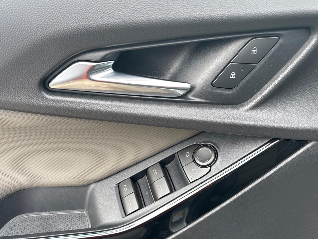 2026 Chevrolet Equinox LT Photo